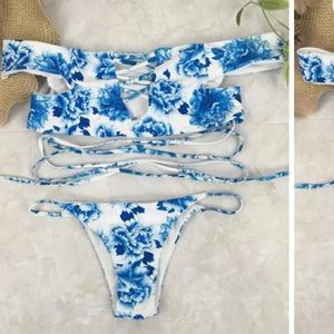 Blue & white floral bikini